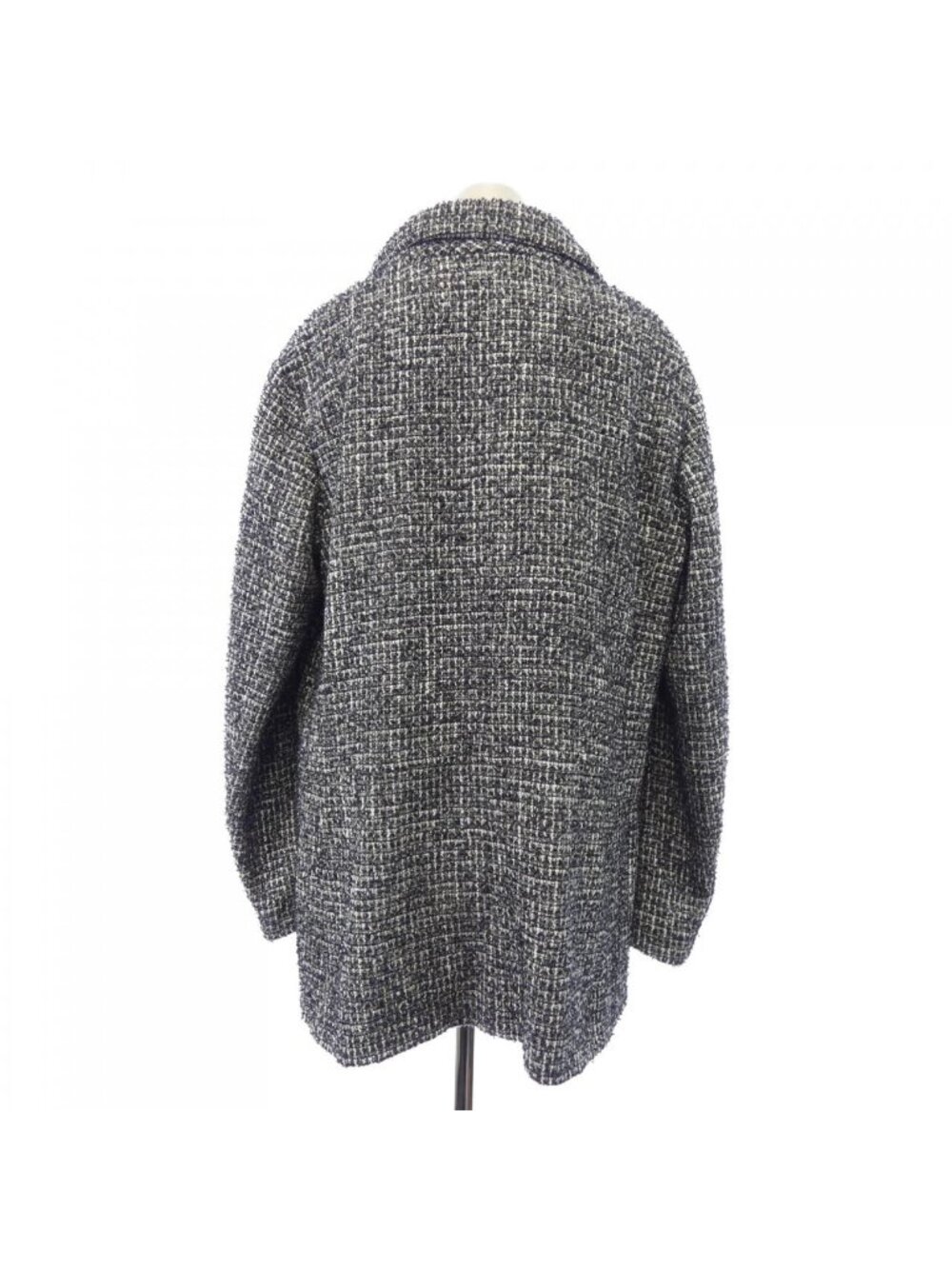 Chanel Jacket Gray - Picture 2 of 7